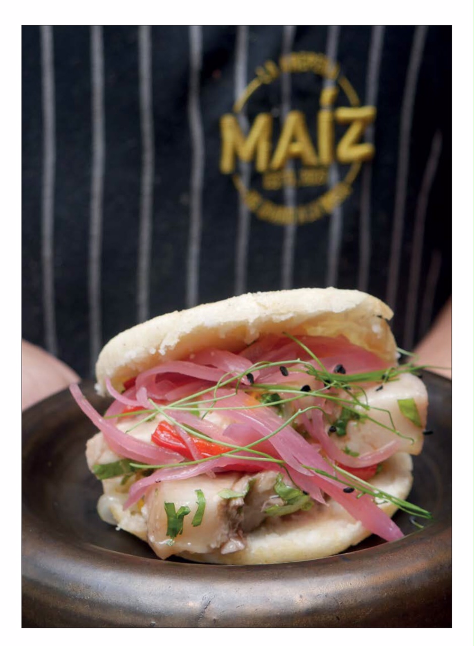 Daniel torrealba una arepa hecha postal historia de la arepa arraigo foundation