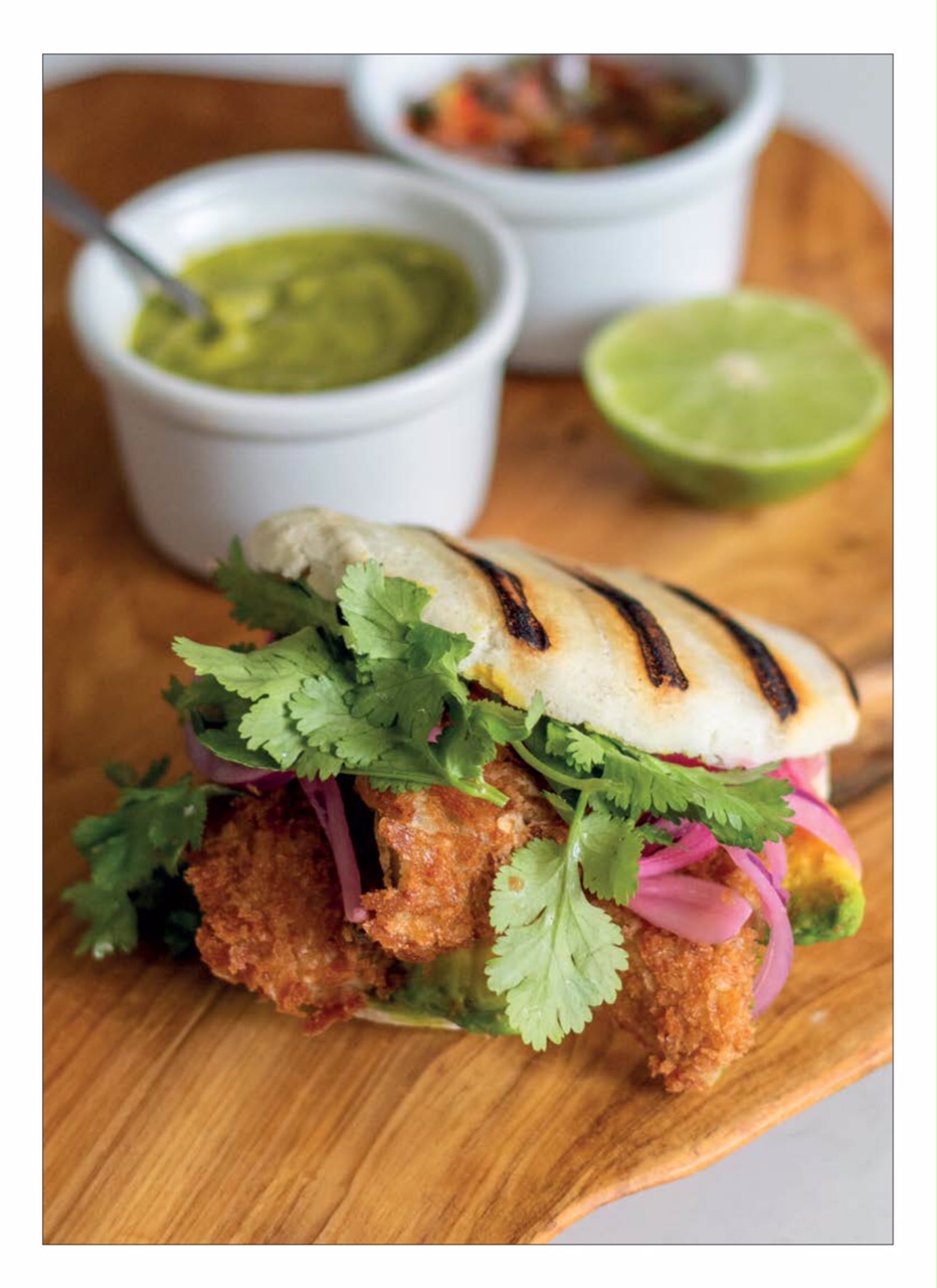 karin requena una arepa hecha postal